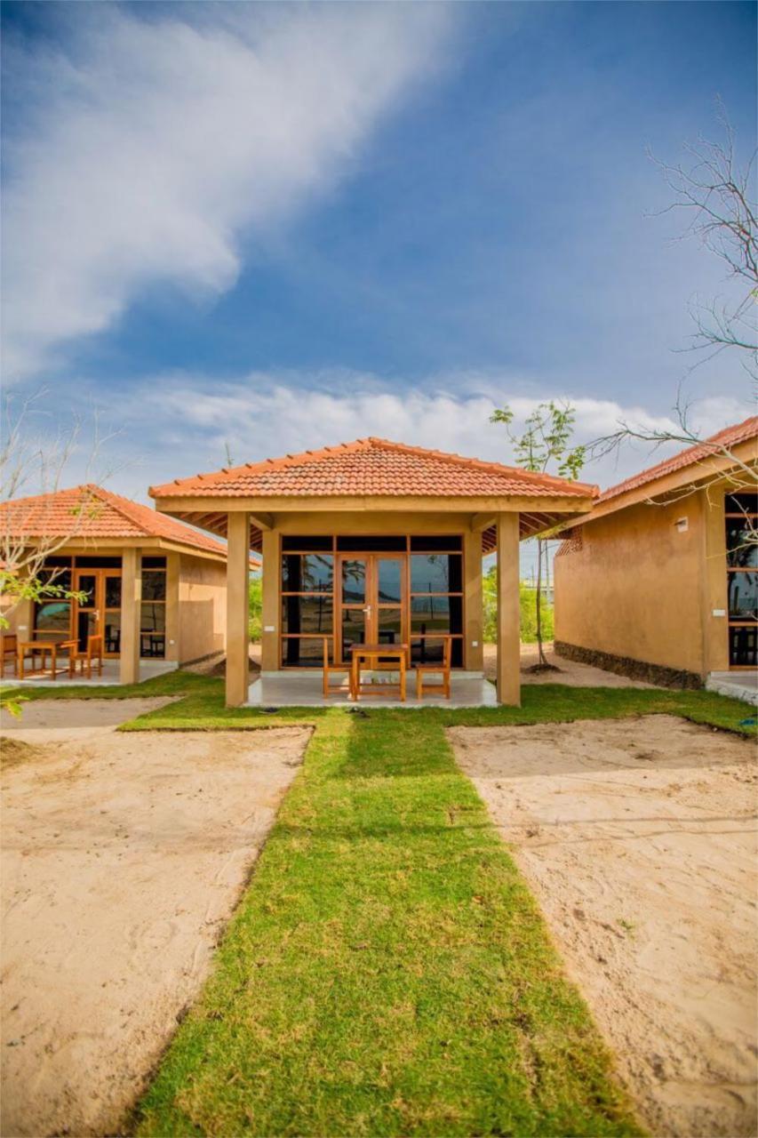 Nikara Nature Resort Baía de Arugam Exterior foto